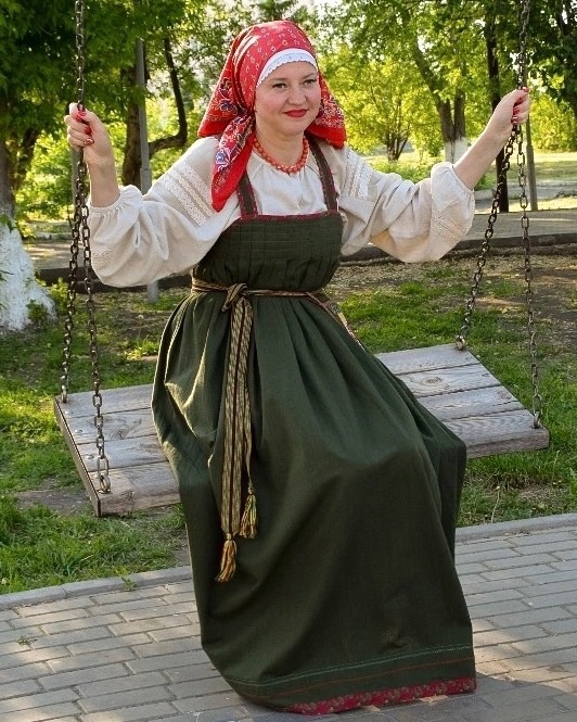 Костюм из хлопкольна винтаж (жгутовое окрашивание), полульна и головной платок из поплина Барановский платок "КУПАВА"
