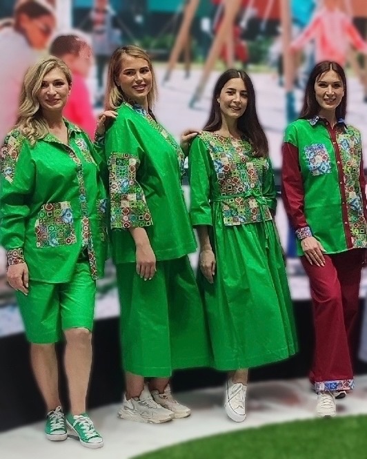 Костюмы из однотонной бязи и бязи "Маракеш"