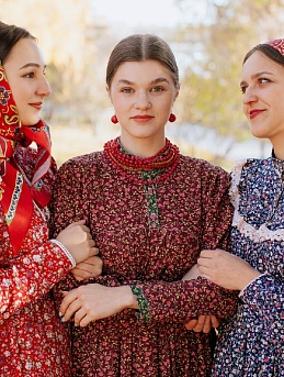 Русские народные костюмы