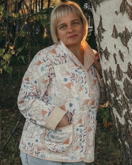 Ватничек «Васильковое тепло» из однотонного поплина и поплина "Сказочные васильки"
