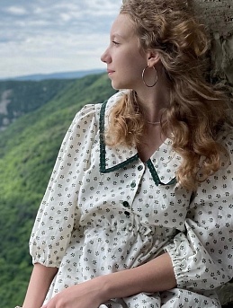 Платье с воротничком из плательного хлопка "Веточки под набойку"