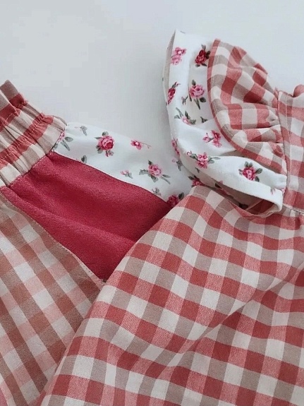 Комплект из юбки и детского платья из вареного хлопка