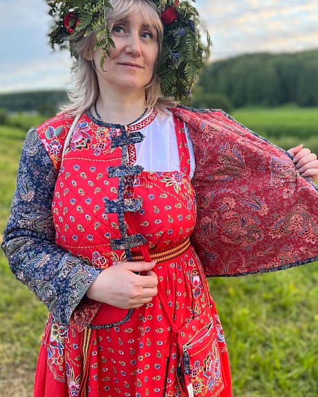 Стеганая двухсторонняя телогрейка из поплина "КУПАВА" и перкали "Сказка"
