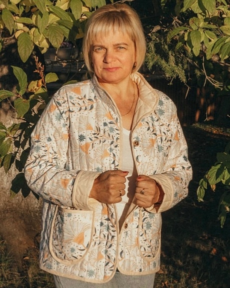 Ватничек «Васильковое тепло» из однотонного поплина и поплина "Сказочные васильки"