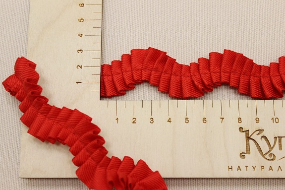 Тесьма плиссе "Волна" цв.алый, ш.20мм, п/э-100%