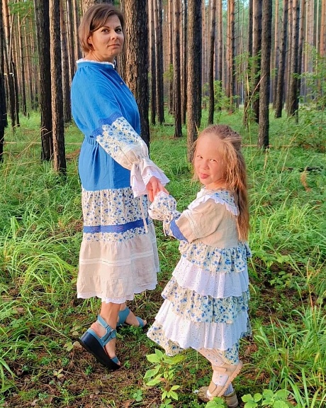 Платья в русском стиле из льна, кружева и полульна "Душистые васильки"
