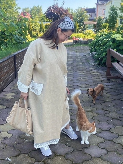 Легкое пальто из крапивы и полульна поэмы