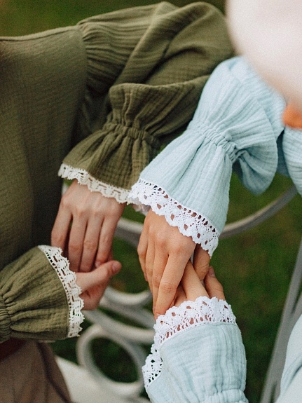 Блузки из муслина и юбки из крапивы