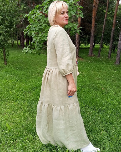 Платье с укороченным рукавом из костюмного льна