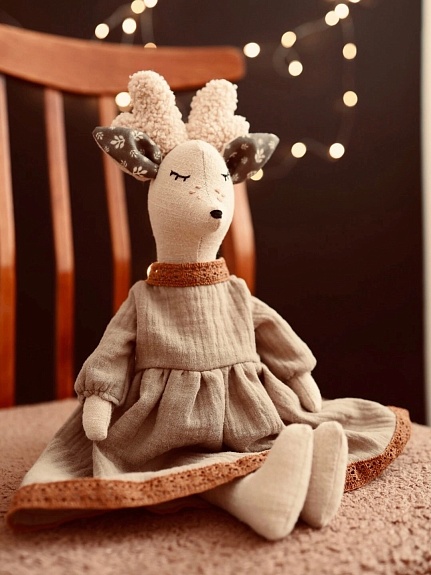 Новогодняя игрушка Олененка из муслина
