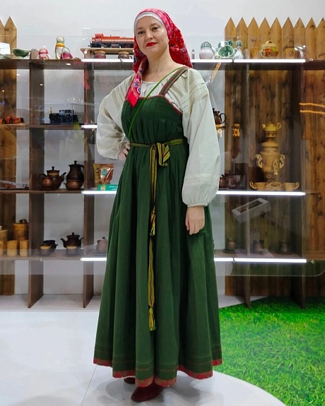 Костюм из хлопкольна винтаж (жгутовое окрашивание), полульна и головной платок из поплина Барановский платок "КУПАВА"